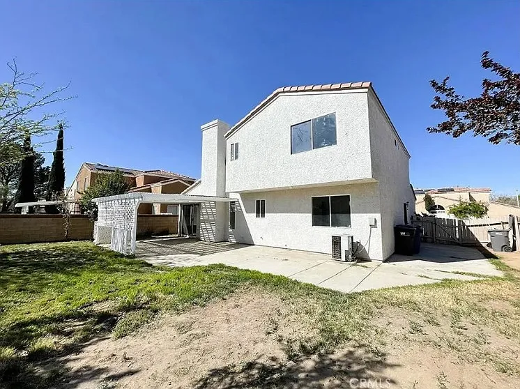 44836 Benald St — Photo 5