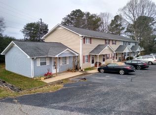 50 White St APT 12, Cleveland, GA 30528