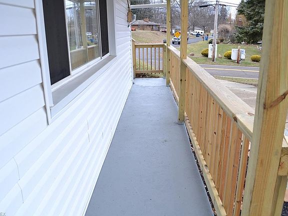 5th image of 2155 Glenmount Ave