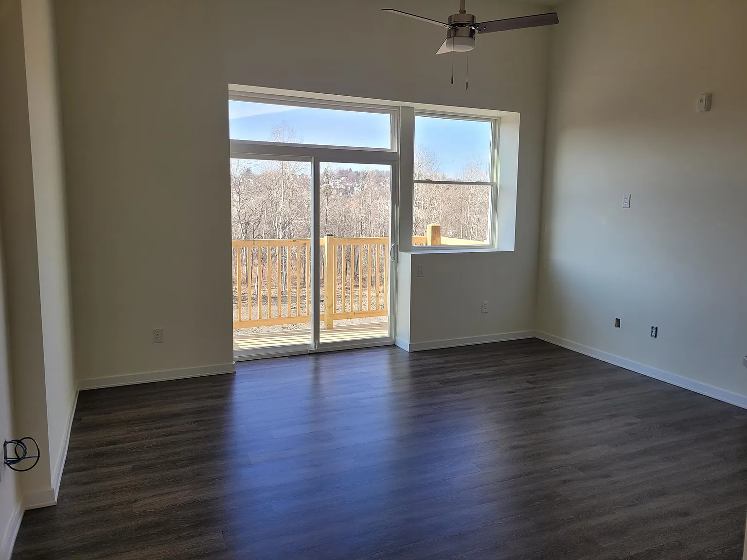 2 bed, 1100 sqft, $1,185 — Photo 1