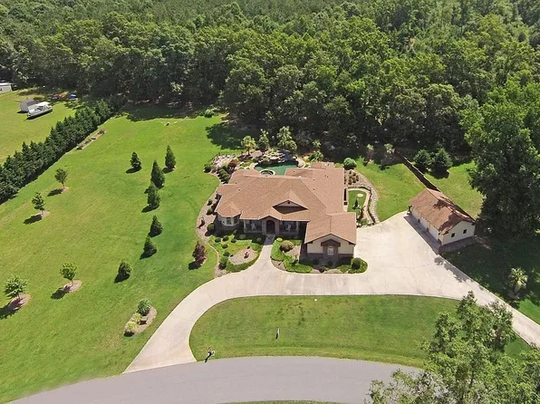 354 Highland Ridge Dr, Hartwell, GA 30643