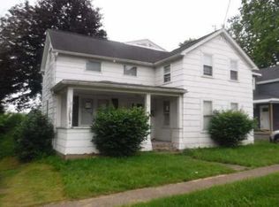 92 Stevens St, Lockport, NY 14094