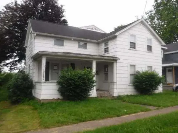 92 Stevens St, Lockport, NY 14094