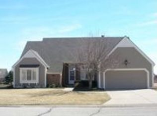 4525 Broadmoor Dr, Lawrence, KS 66047