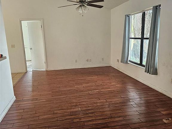 2nd image of 7946 Sioux Ln