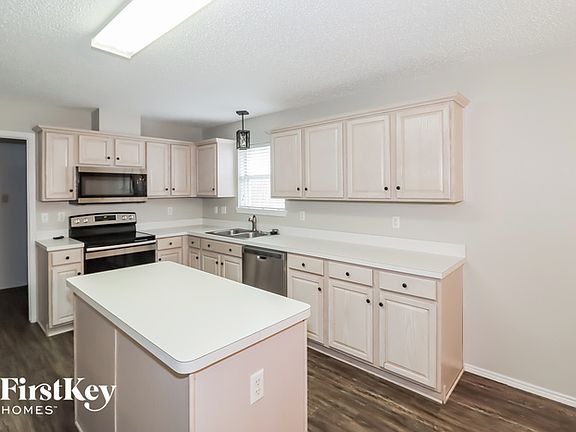 5th image of 3968 Miami Springs Dr