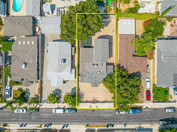4th image of 10419 Wilsey Ave