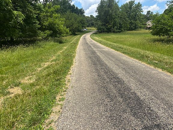4th image of 1483 Westover Dr