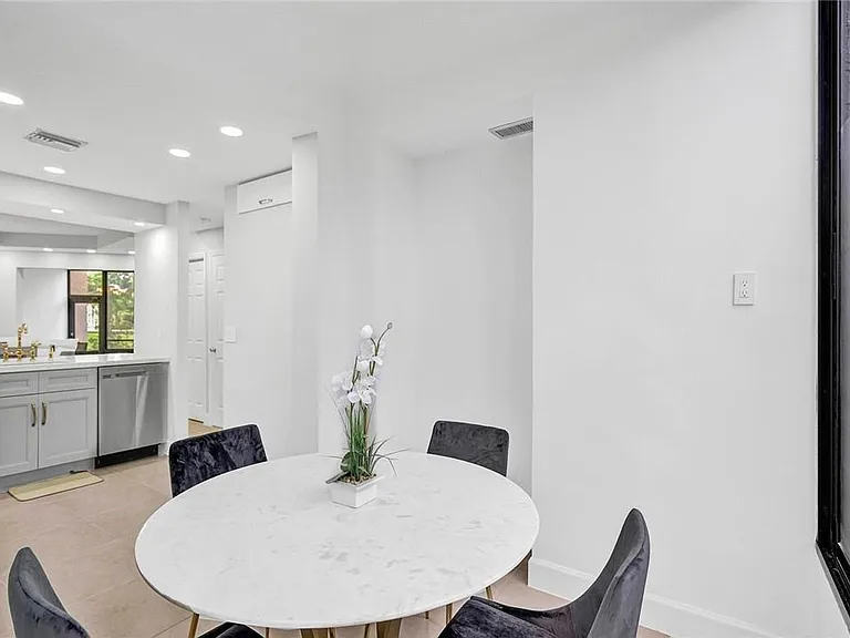 7484 La Paz Blvd #101 — Photo 19