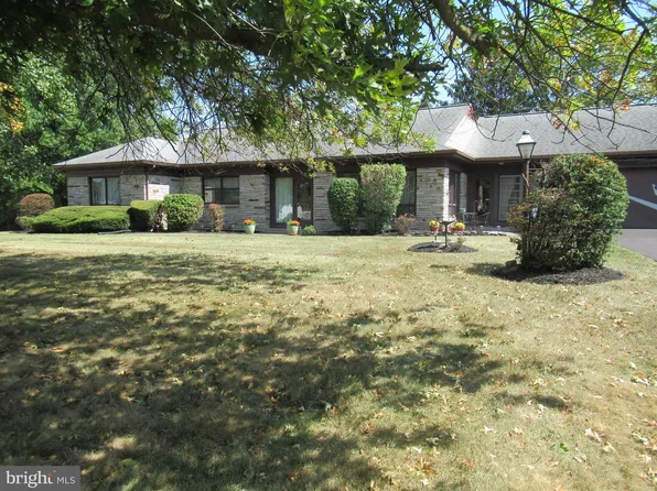 1819 Spring Rd, Carlisle, PA 17013