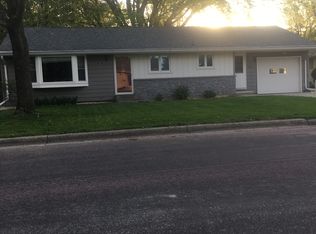 319 Floral Ave, Mankato, MN 56001