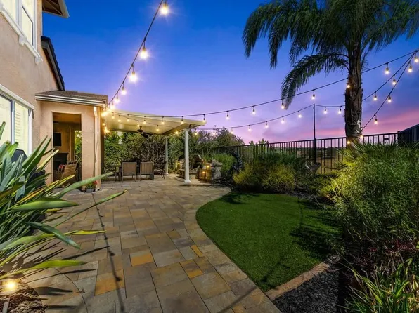 880 Calico Dr, Rocklin, CA 95765
