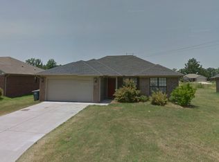 1525 Winstead Dr, Conway, AR 72034