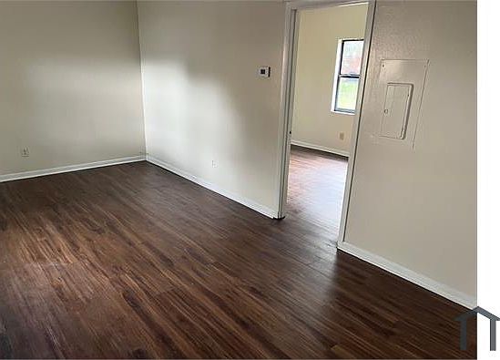 2nd image of 519 N Morgan Ave #2