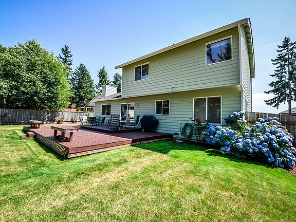 4th image of 19715 82nd Street Ct E