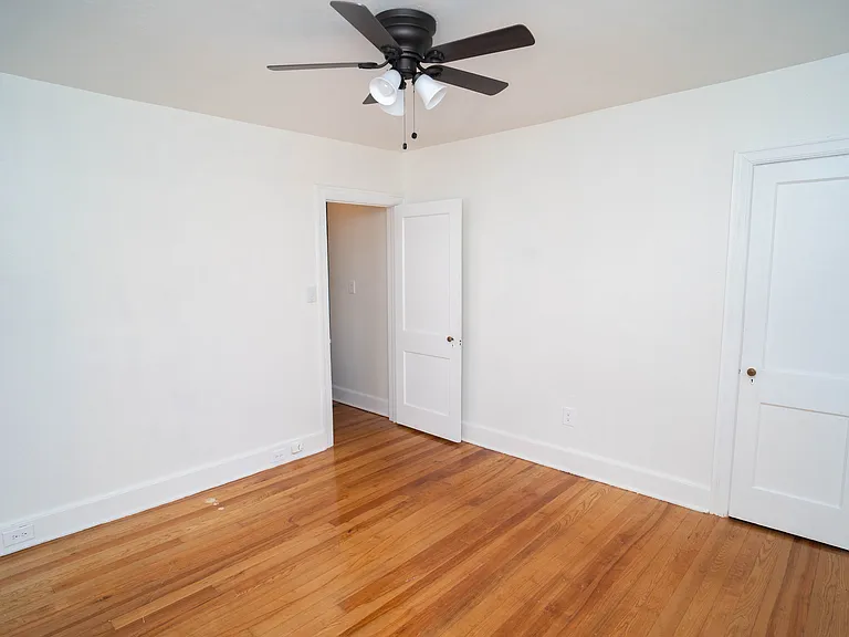 1114 8th Ave — Photo 15