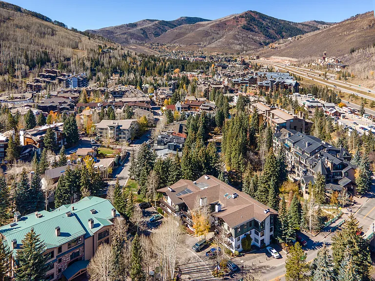 385 Gore Creek Dr #301-02 — Photo 4