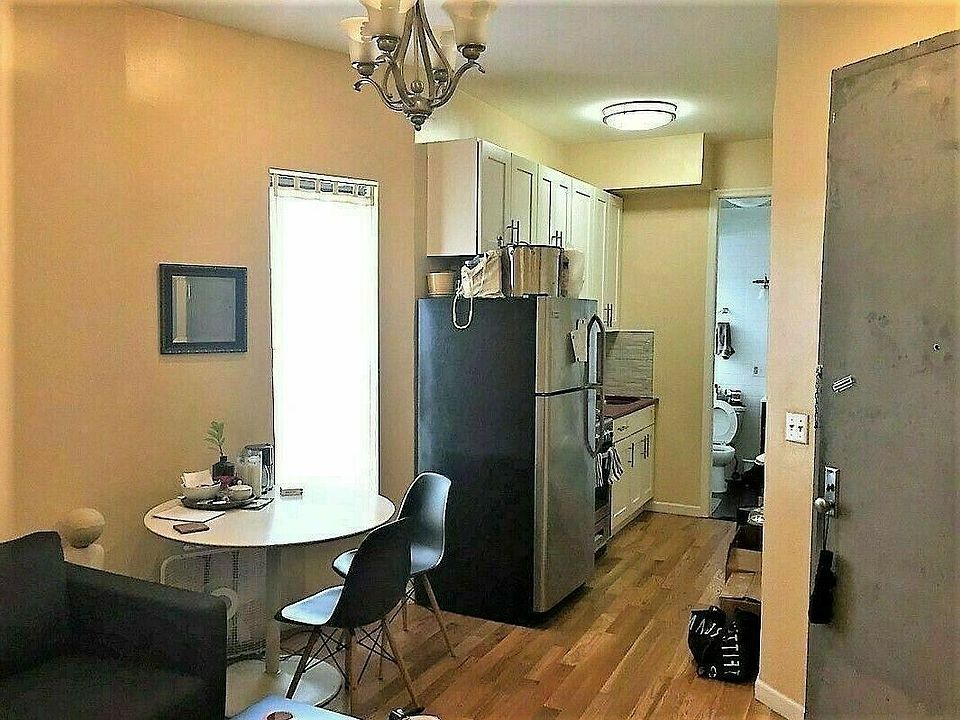 1st image of 347 Linden St #D4