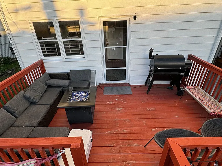 3331 N Whipple St #2 — Photo 6