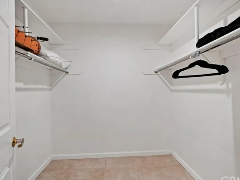 8564 Taft Ct — Photo 15