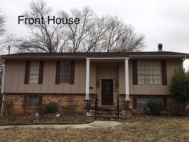 1st image of 916 Whisperwood Trl NE