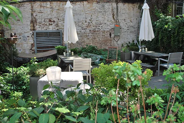 Rented by Brooklyn Heights Real Estate Inc | media 18