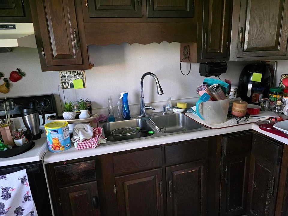 2nd image of 1628 Burlington Ave