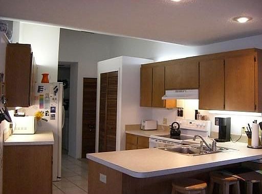 4th image of 1606 Carter Oaks Dr