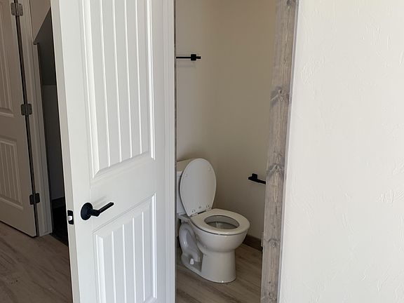 4th image of 3375 Blackbird Way #1