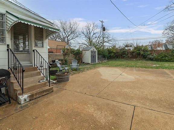 3rd image of 6548 McCune Ave