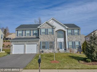2881 Powell Dr, Woodbridge, VA 22191