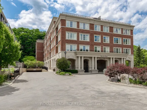 60 Ann St #213, Caledon, ON L7E 4G5