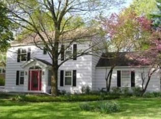 9900 Glenwood St, Overland Park, KS 66212
