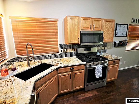 5th image of 1011 Arrowhead Cir