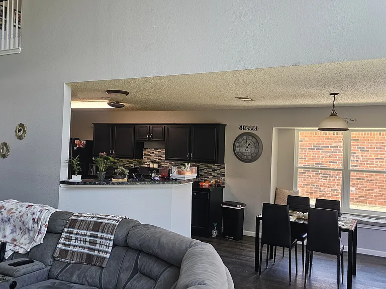 Nook/ Kitchen