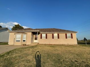 1703 Bluebird Dr, Webb City, MO 64870