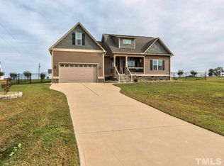 18 Creech Place Dr, Benson, NC 27504