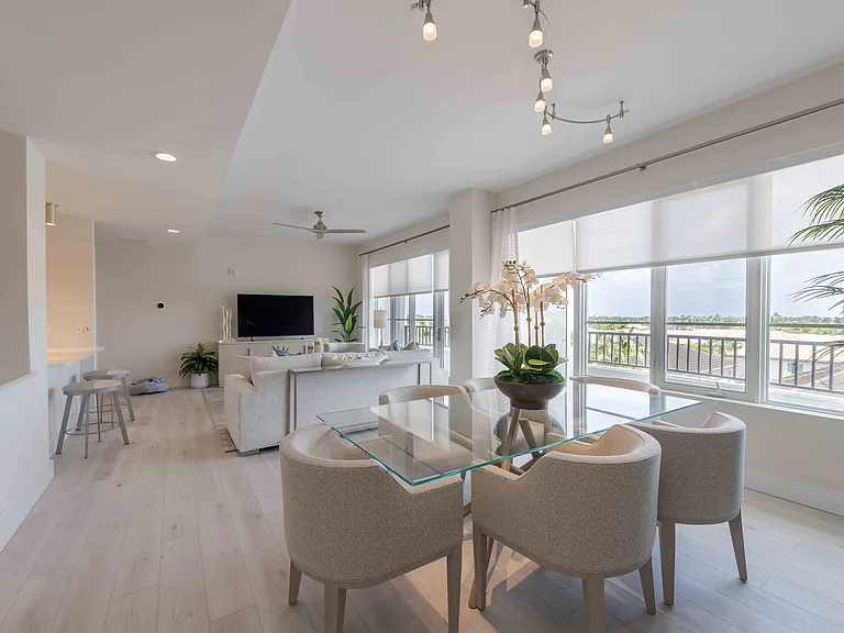 Liora Delray Beach — Photo 12