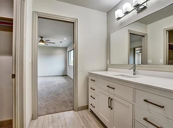 2nd image of 3283 Fronda Dr