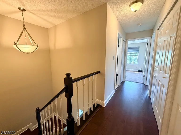 196 Sapphire Ln — Photo 13