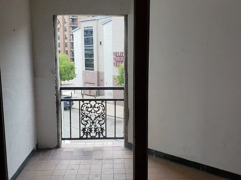 435 State St #A — Photo 2
