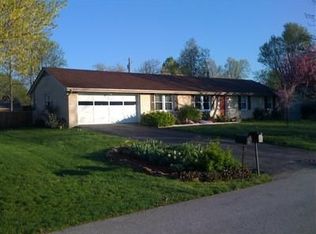 164 Woodlark Rd, Versailles, KY 40383