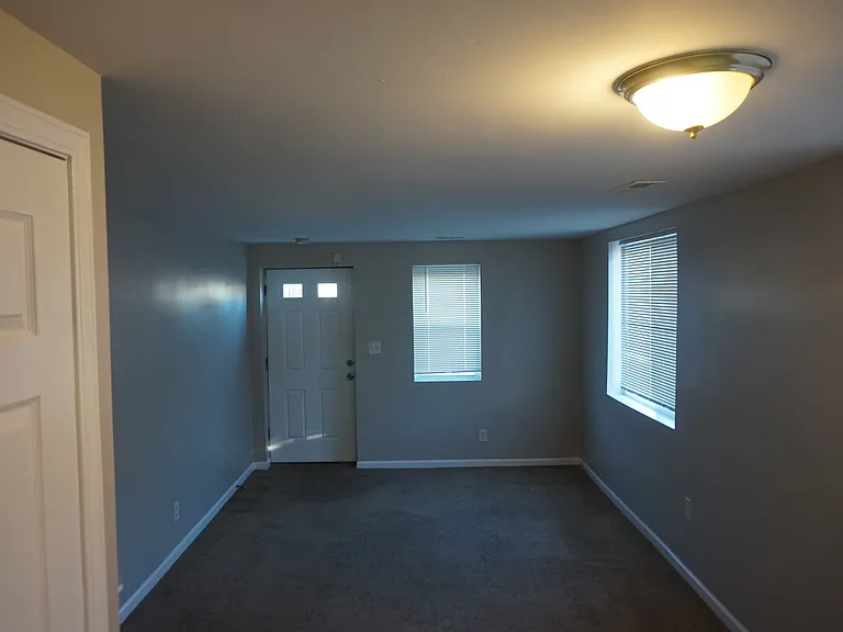 28973 Glenwood St — Photo 3