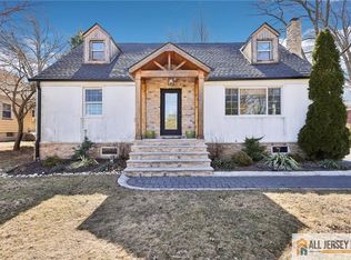 7 Morningside Rd #A, Colonia, NJ 07067