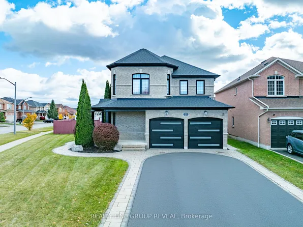 1 Bridgid Dr, Whitby, ON L1P 1T7