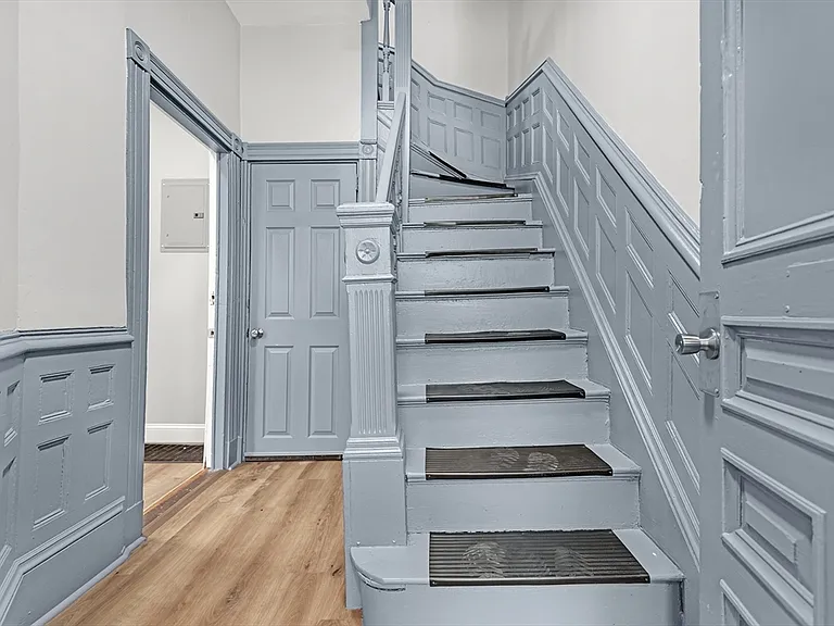 858 Huntington Ave #2 — Photo 3