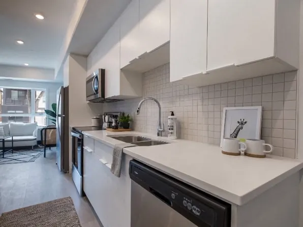 530 River Avenue, 530 River Ave, Winnipeg, MB R3L 0E2