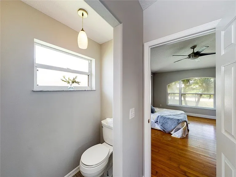 135 Bristol St — Photo 21
