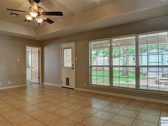 5th image of 1653 Kimberly Dawn Dr