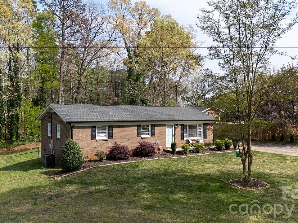1st image of 2640 Meadow Lark Ln